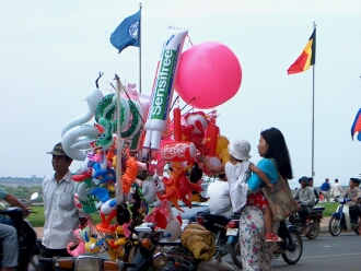 A balloon toy salesman