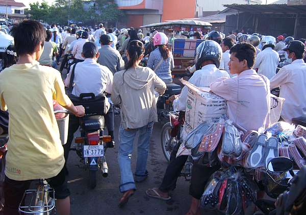 Normal morning traffic in Phnom Penh