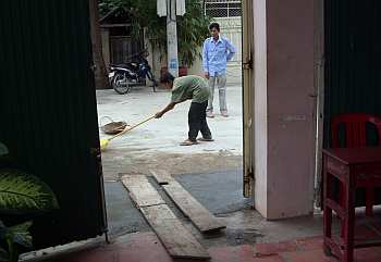Cleaning up after the paving
