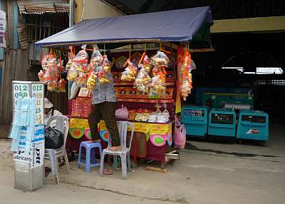 Preparing for Mid-Autumn Festival