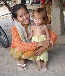 Small girl in Kampong Cham