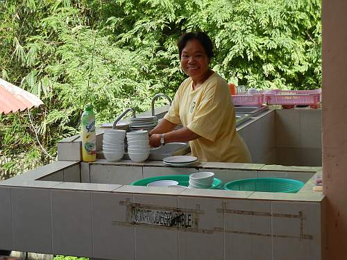 Washing breakfast dishes