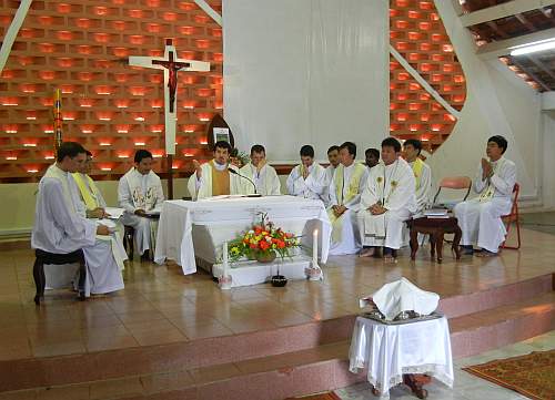 The newer priests leading the liturgy