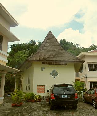 The retreat center chapel