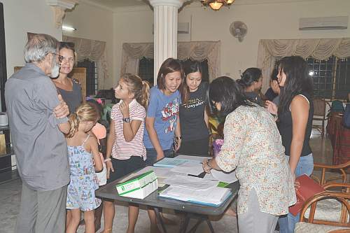 Students registering before the class