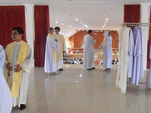 Chrism mass 