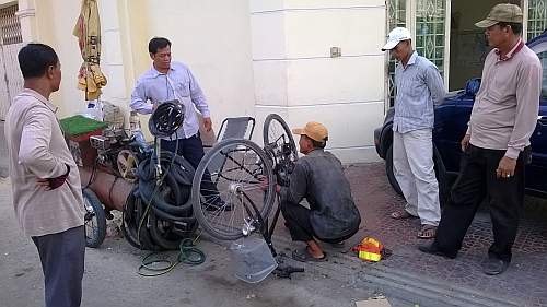 Street corner bike repairs