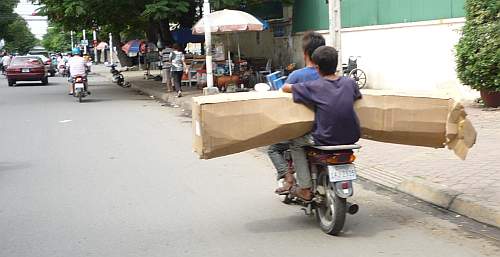 Wideload on a motorcycle