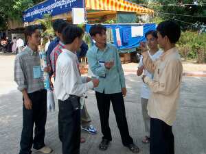 Vuth explains Cambodian fingerspelling