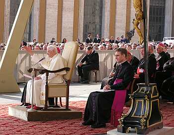 Pope Benedict acknowledges the crowd