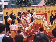 Mrs. Tung dotting the eye of the dragon