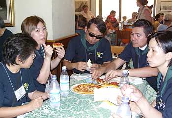 Another pizza lunch near the Vatican