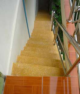 Top view of stairs of different widths