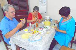 Decorating Christmas cookies