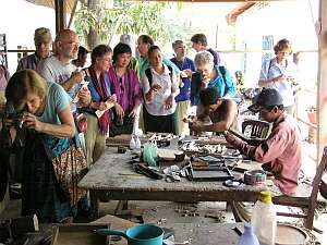 Woodcarving at Wat Than