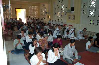 Congregation at the Khmer church