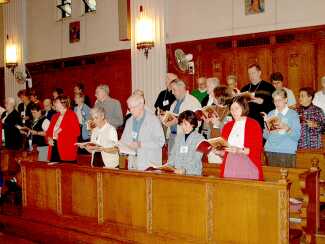 The closing liturgy in the Sisters' chapel