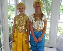 Khmer dancers in Kentucky