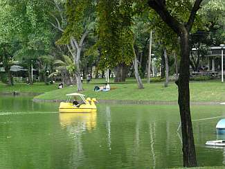 Paddleboat in Lumpini Park