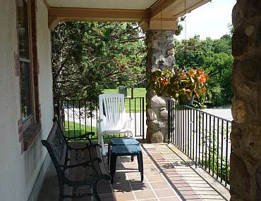 Front porch of the Bethany building