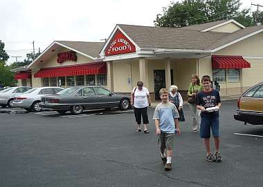 Lunch at Shoney's