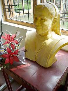 Bust of Sr. Angela Fernando