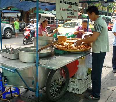 food vendor on Bangkok street
