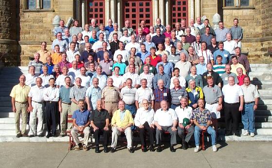 Group photo of Louisville Presbyteral Assembly 2000