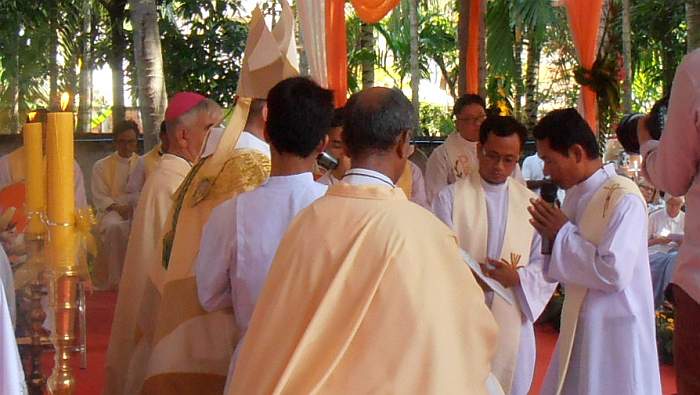 Fr. Sae Sat makes his promises as a priest