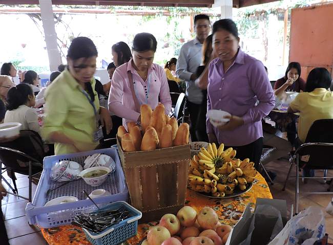 Breakfast at the center